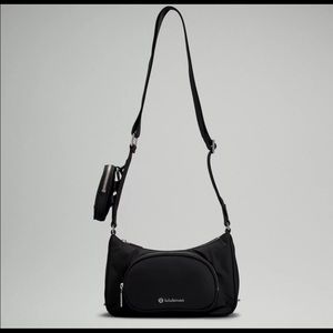 NWT Lululemon crossbody with nano pouch